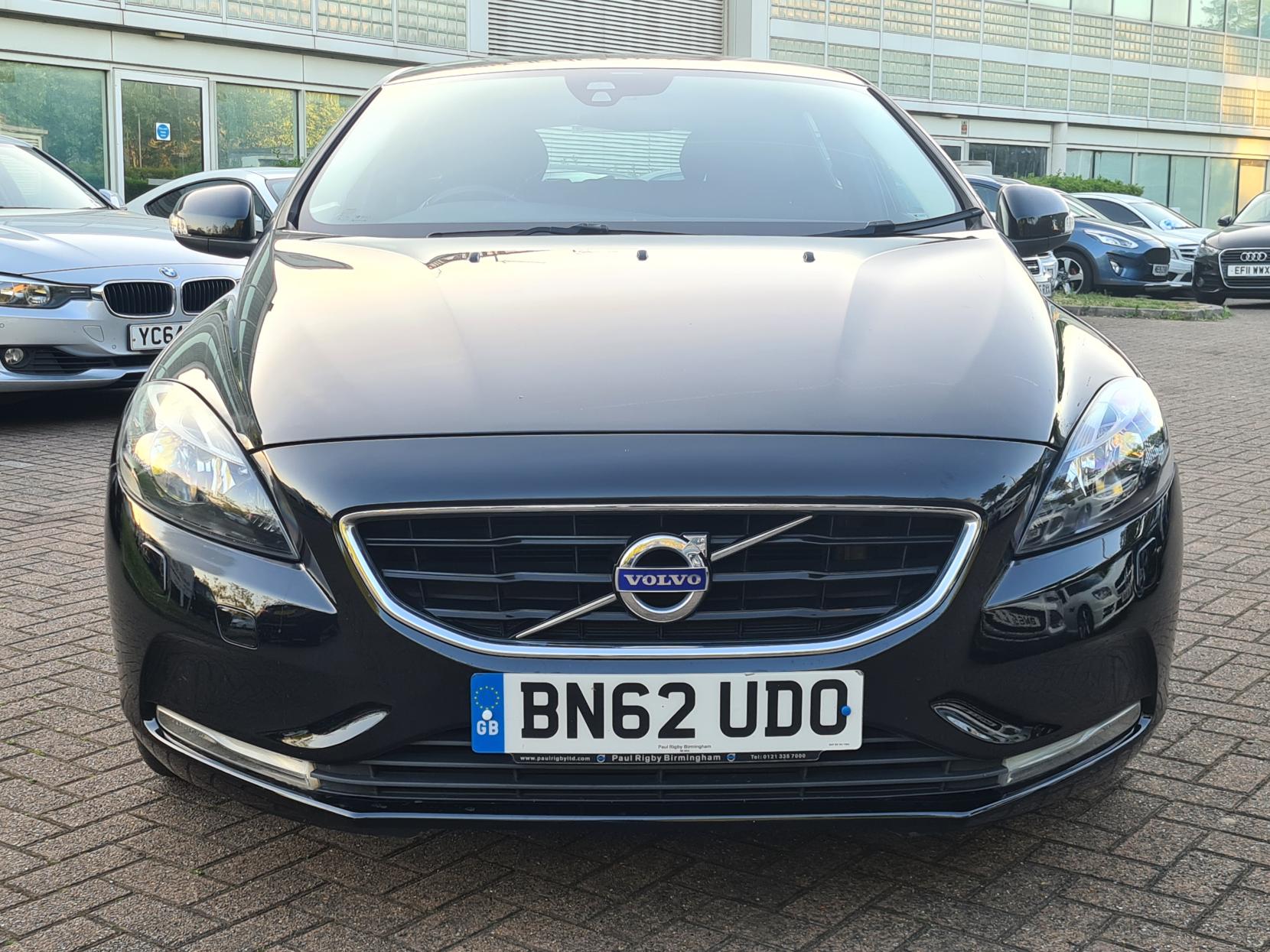 Volvo V40 2.0 D3 ES Hatchback 5dr Diesel Geartronic Euro 5 (s/s) (150 ps)