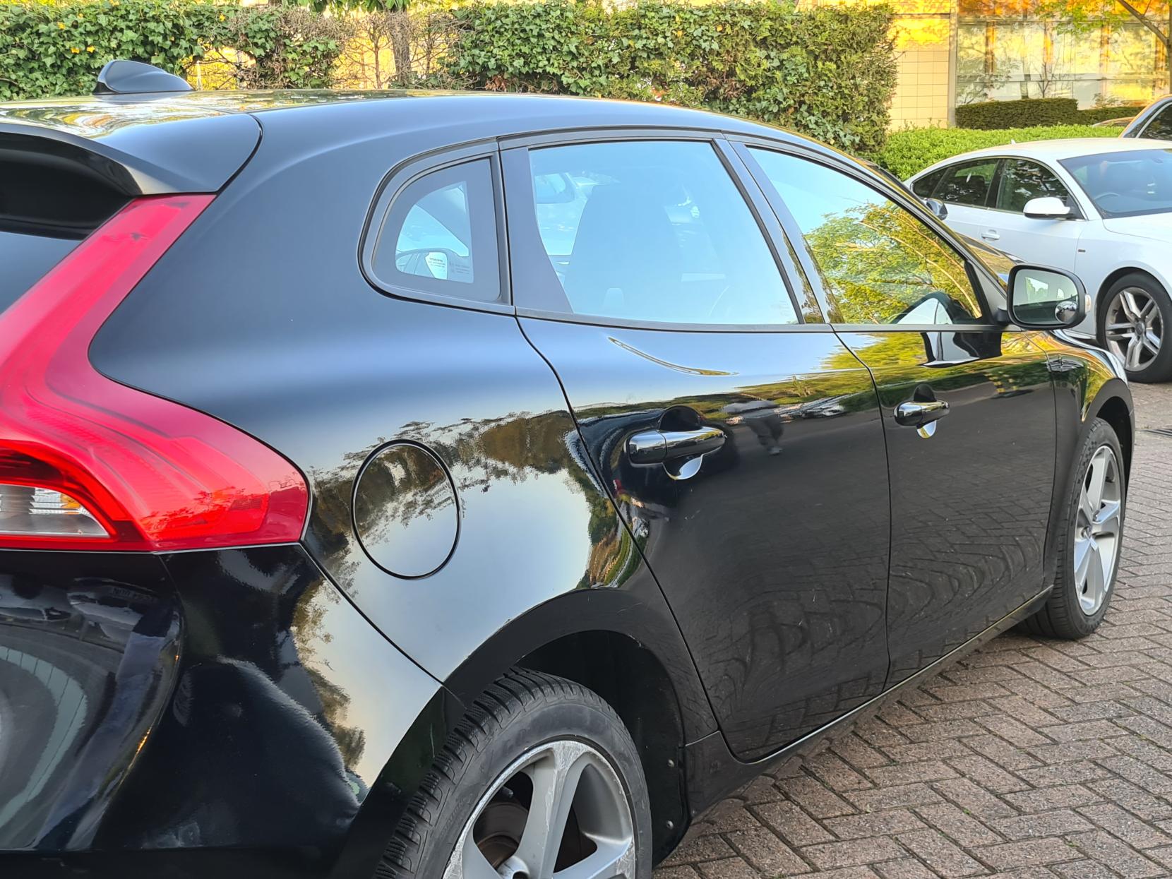 Volvo V40 2.0 D3 ES Hatchback 5dr Diesel Geartronic Euro 5 (s/s) (150 ps)
