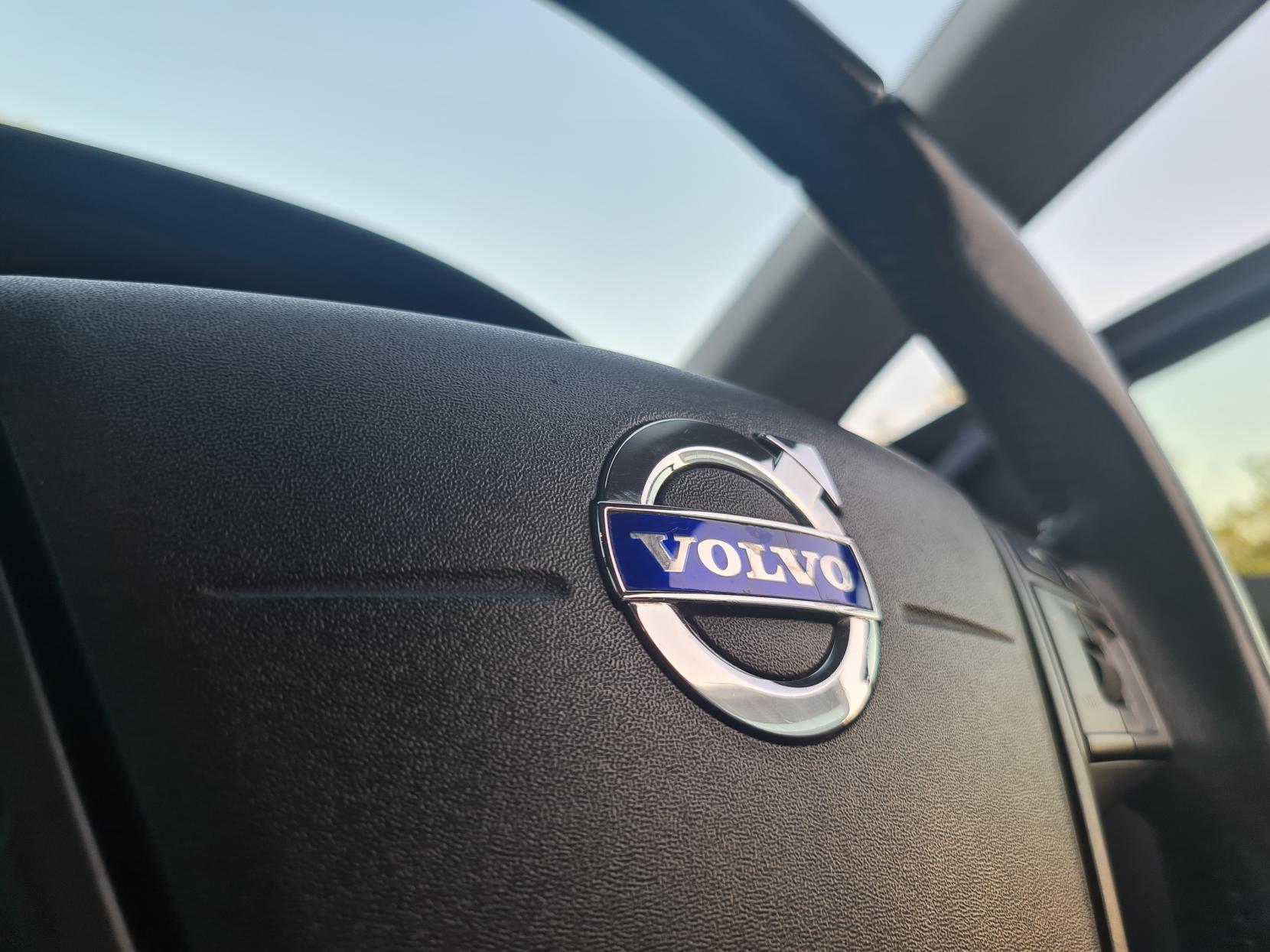 Volvo V40 2.0 D3 ES Hatchback 5dr Diesel Geartronic Euro 5 (s/s) (150 ps)