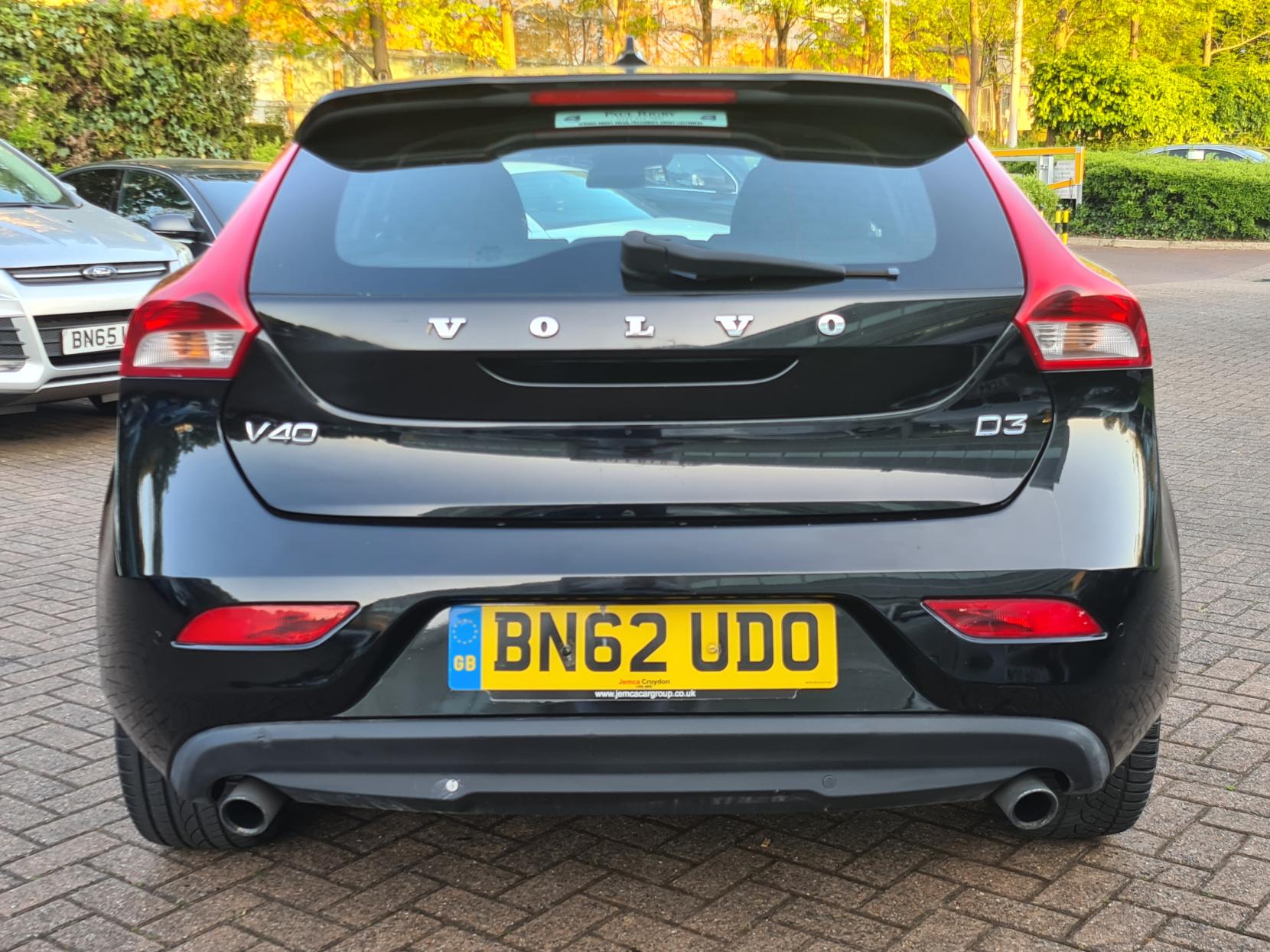 Volvo V40 2.0 D3 ES Hatchback 5dr Diesel Geartronic Euro 5 (s/s) (150 ps)