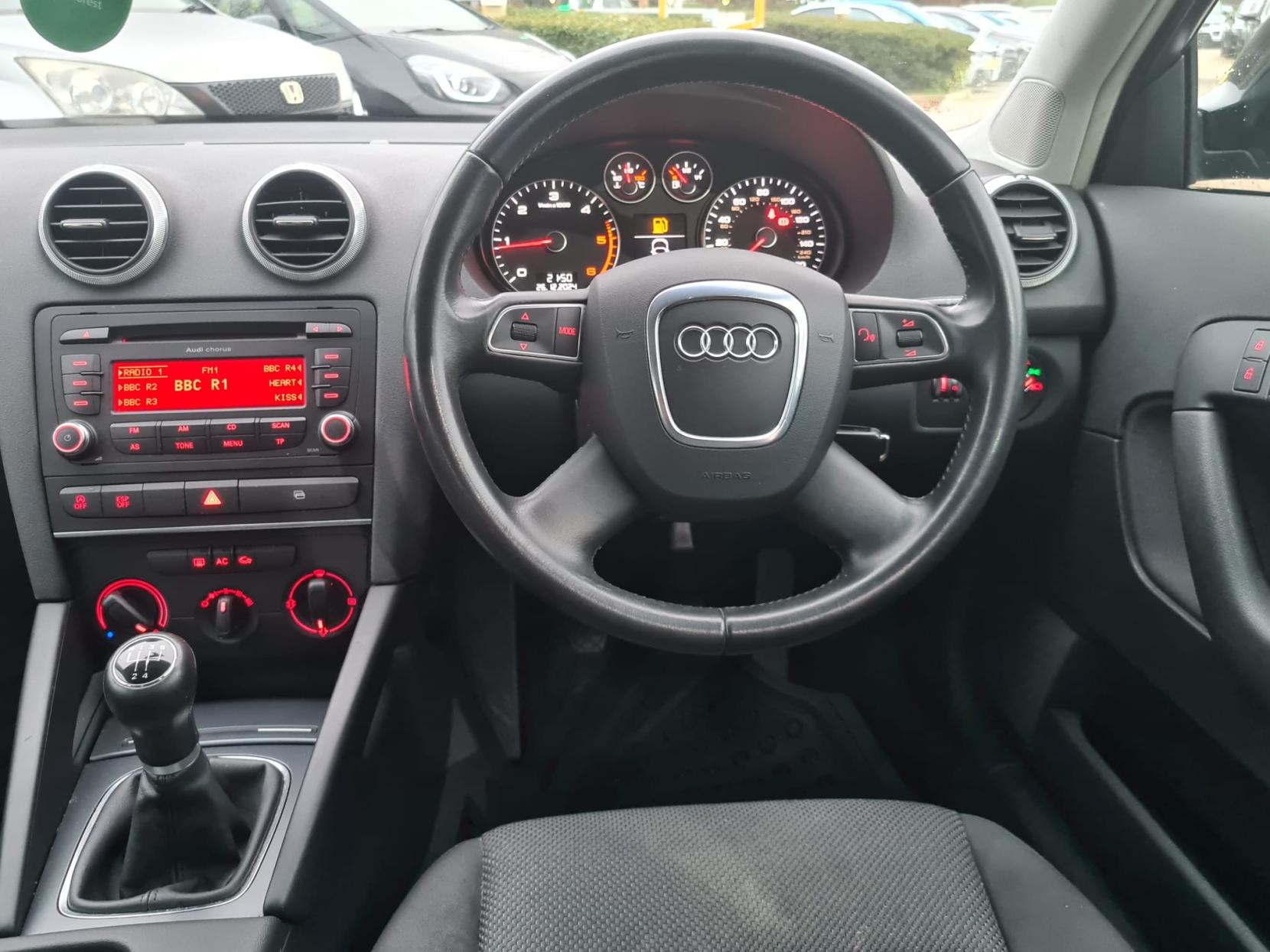 Audi A3 1.6 TDI SE Sportback 5dr Diesel Manual Euro 5 (s/s) (105 ps)