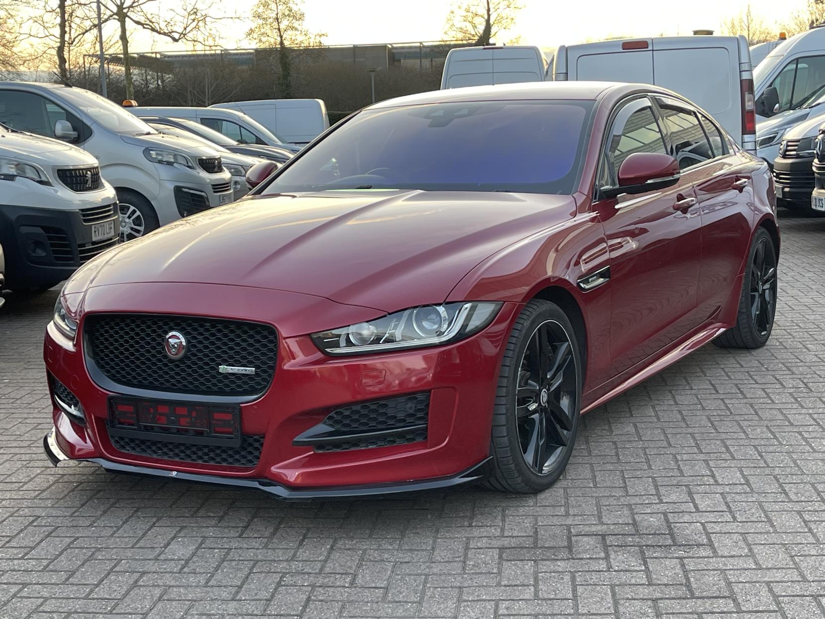 Jaguar XE 2.0d R-Sport Saloon 4dr Diesel Auto Euro 6 (s/s) (180 ps)