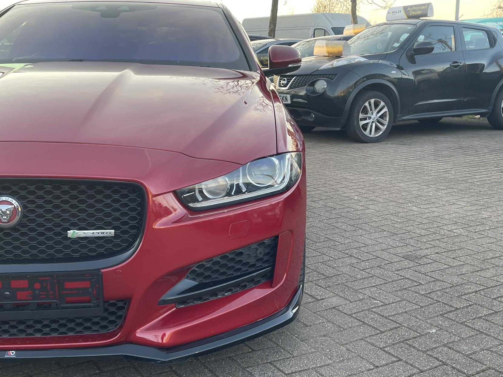 Jaguar XE 2.0d R-Sport Saloon 4dr Diesel Auto Euro 6 (s/s) (180 ps)