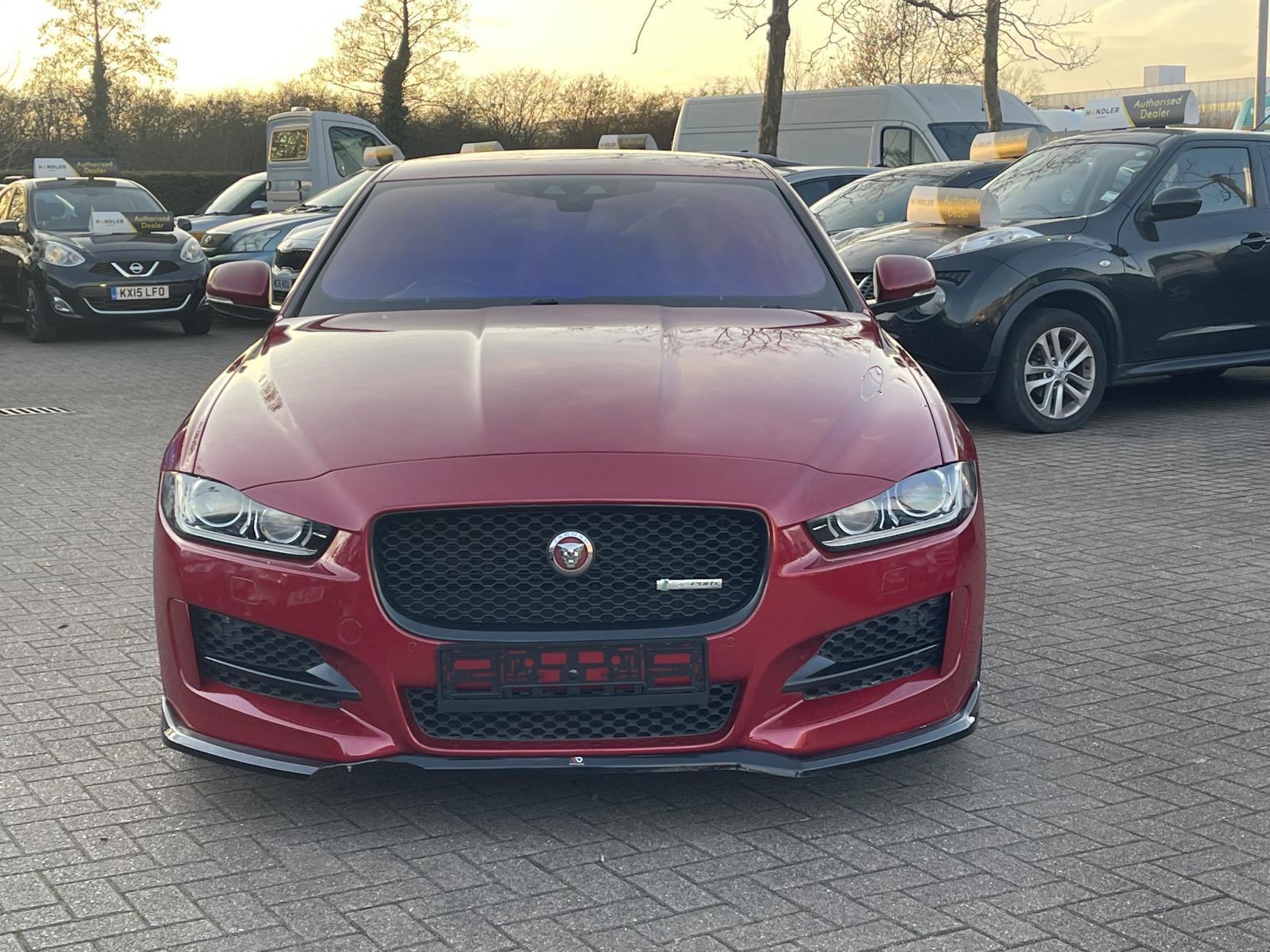 Jaguar XE 2.0d R-Sport Saloon 4dr Diesel Auto Euro 6 (s/s) (180 ps)