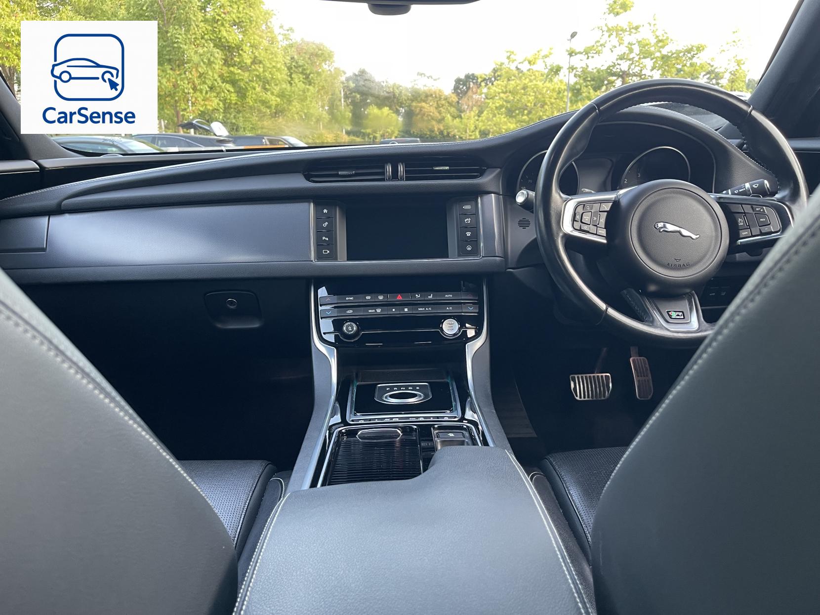 Jaguar XF 2.0d R-Sport Saloon 4dr Diesel Auto Euro 6 (s/s) (180 ps)