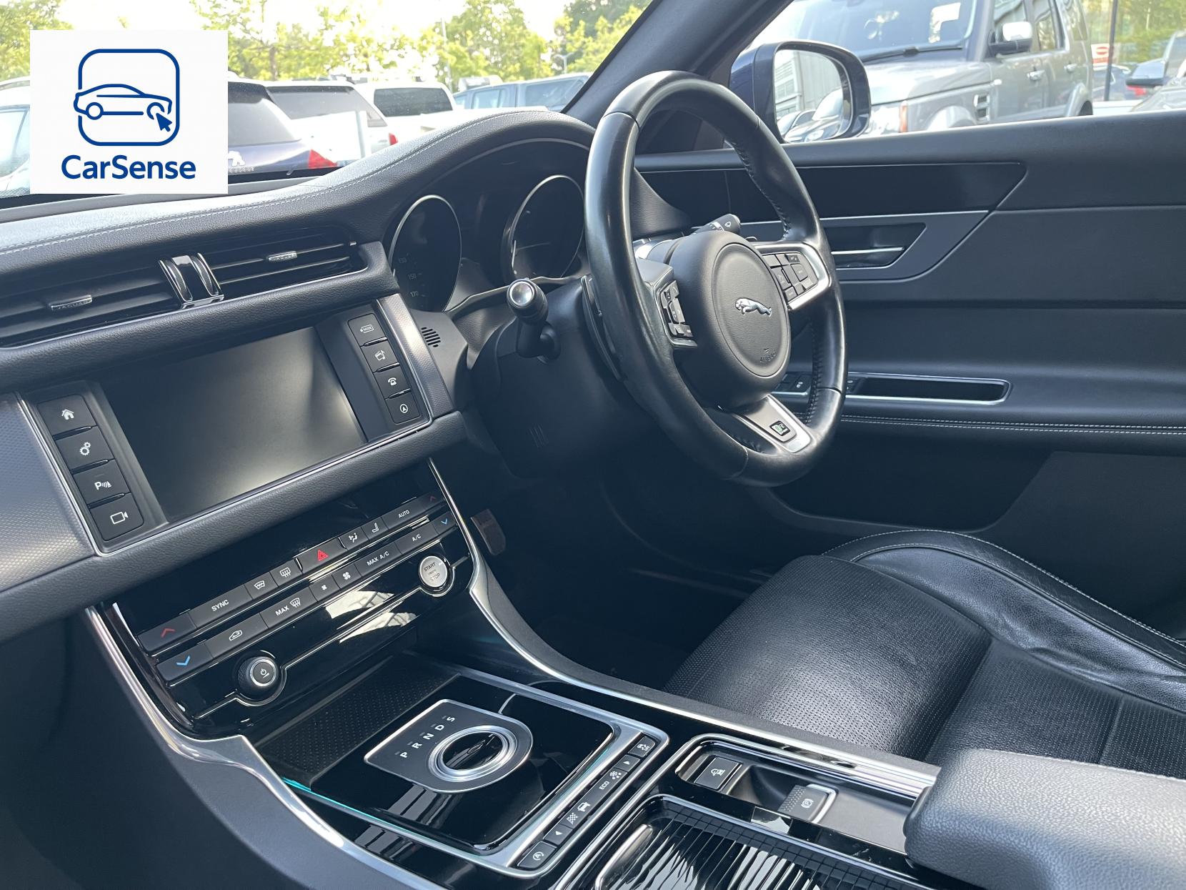 Jaguar XF 2.0d R-Sport Saloon 4dr Diesel Auto Euro 6 (s/s) (180 ps)