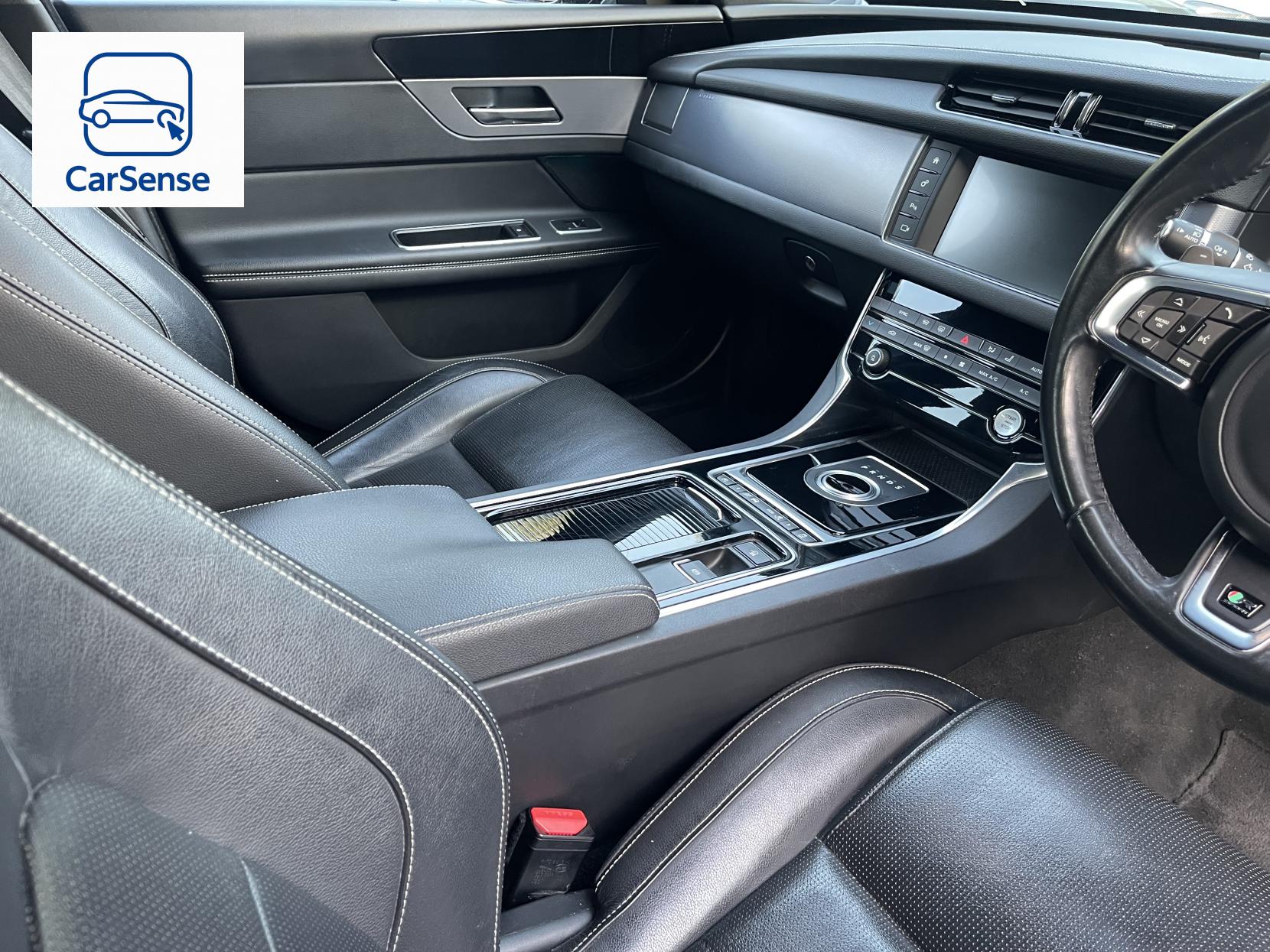 Jaguar XF 2.0d R-Sport Saloon 4dr Diesel Auto Euro 6 (s/s) (180 ps)