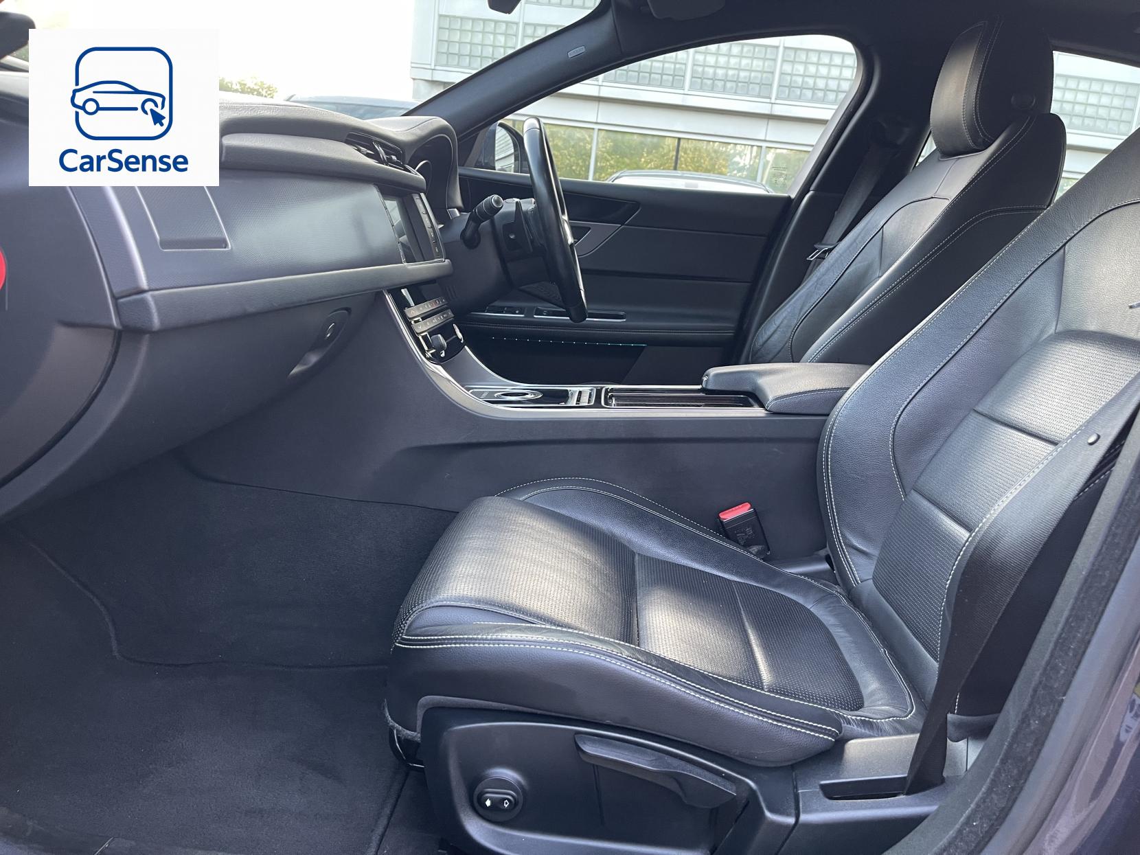 Jaguar XF 2.0d R-Sport Saloon 4dr Diesel Auto Euro 6 (s/s) (180 ps)