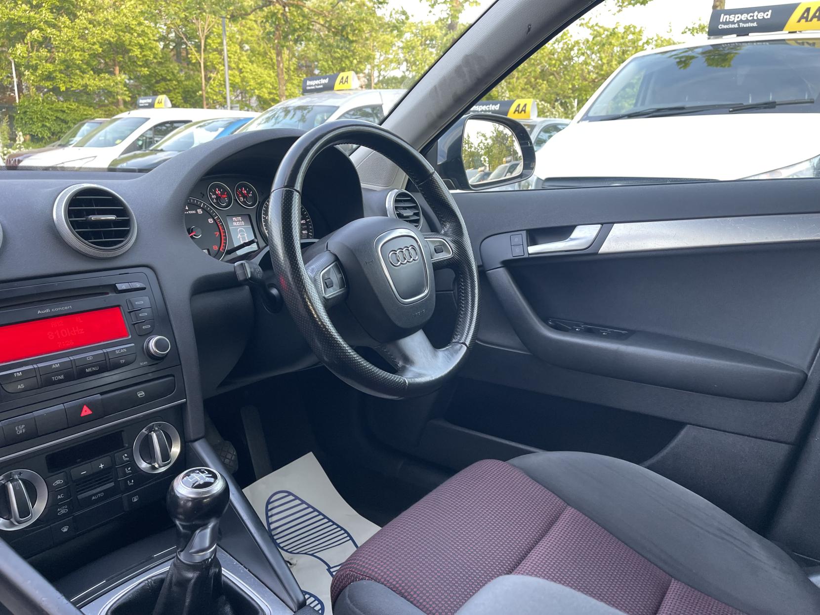 Audi A3 1.6 Sport Sportback 5dr Petrol Manual Euro 4 (102 ps)