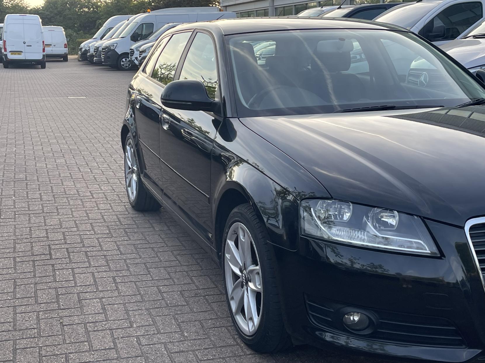 Audi A3 1.6 Sport Sportback 5dr Petrol Manual Euro 4 (102 ps)