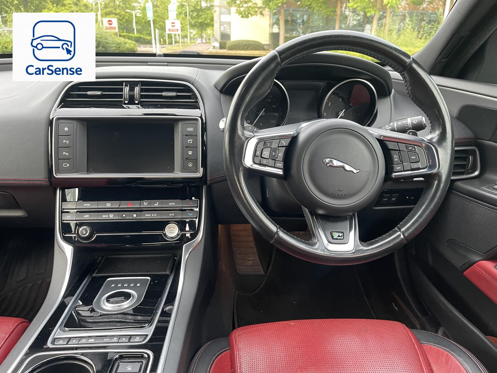 Jaguar XE 2.0d R-Sport Saloon 4dr Diesel Auto AWD Euro 6 (s/s) (180 ps)