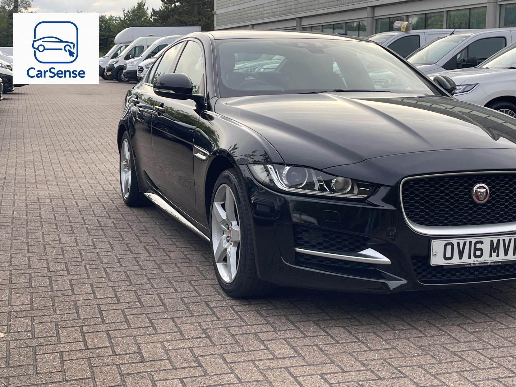 Jaguar XE 2.0d R-Sport Saloon 4dr Diesel Auto AWD Euro 6 (s/s) (180 ps)