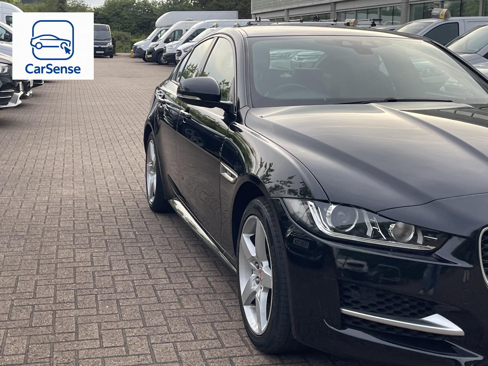 Jaguar XE 2.0d R-Sport Saloon 4dr Diesel Auto AWD Euro 6 (s/s) (180 ps)