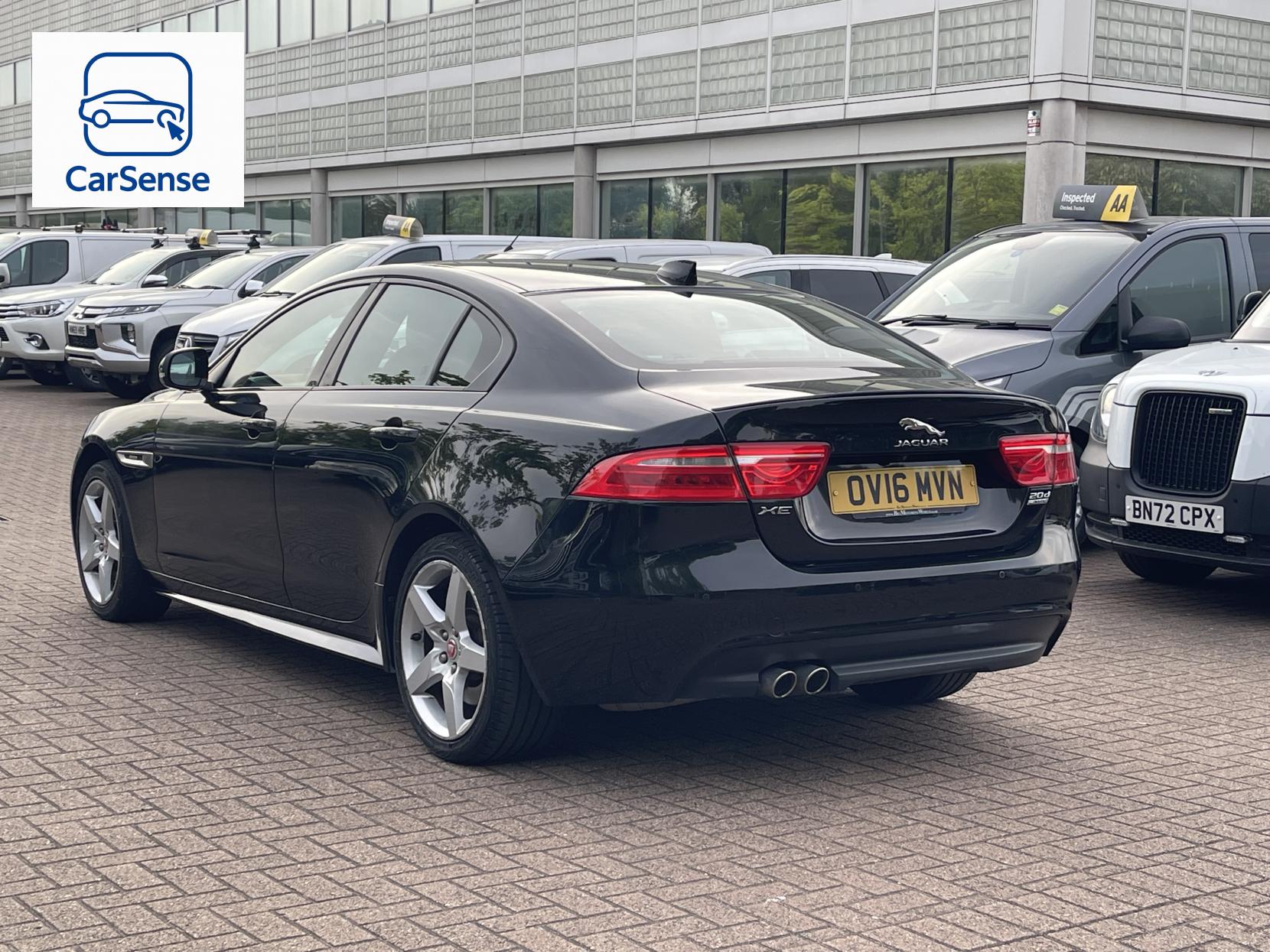 Jaguar XE 2.0d R-Sport Saloon 4dr Diesel Auto AWD Euro 6 (s/s) (180 ps)