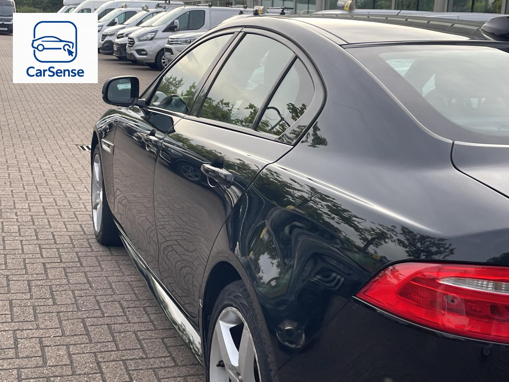 Jaguar XE 2.0d R-Sport Saloon 4dr Diesel Auto AWD Euro 6 (s/s) (180 ps)