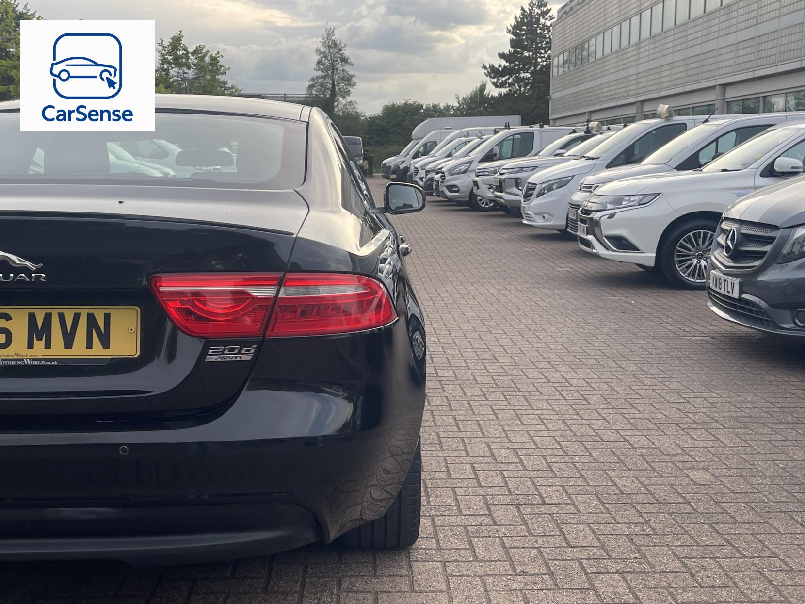 Jaguar XE 2.0d R-Sport Saloon 4dr Diesel Auto AWD Euro 6 (s/s) (180 ps)
