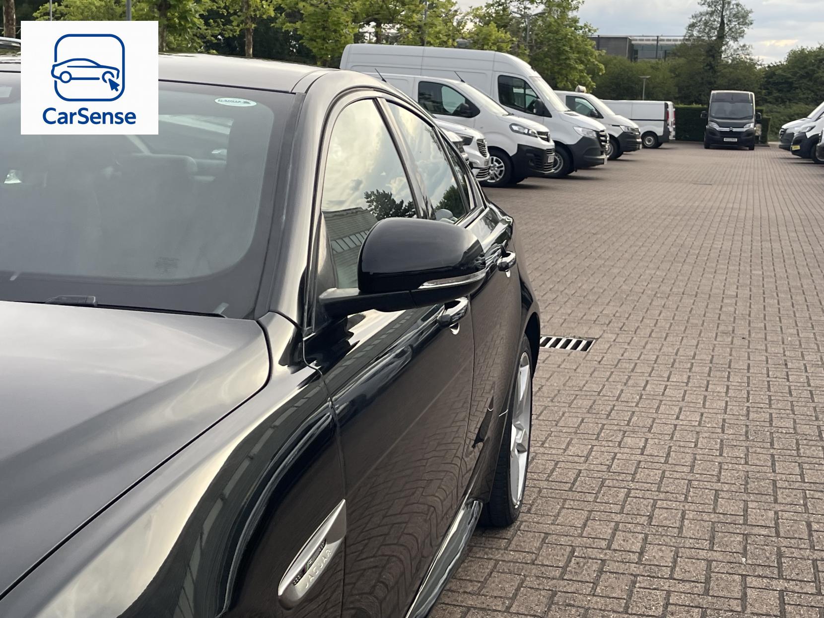 Jaguar XE 2.0d R-Sport Saloon 4dr Diesel Auto AWD Euro 6 (s/s) (180 ps)