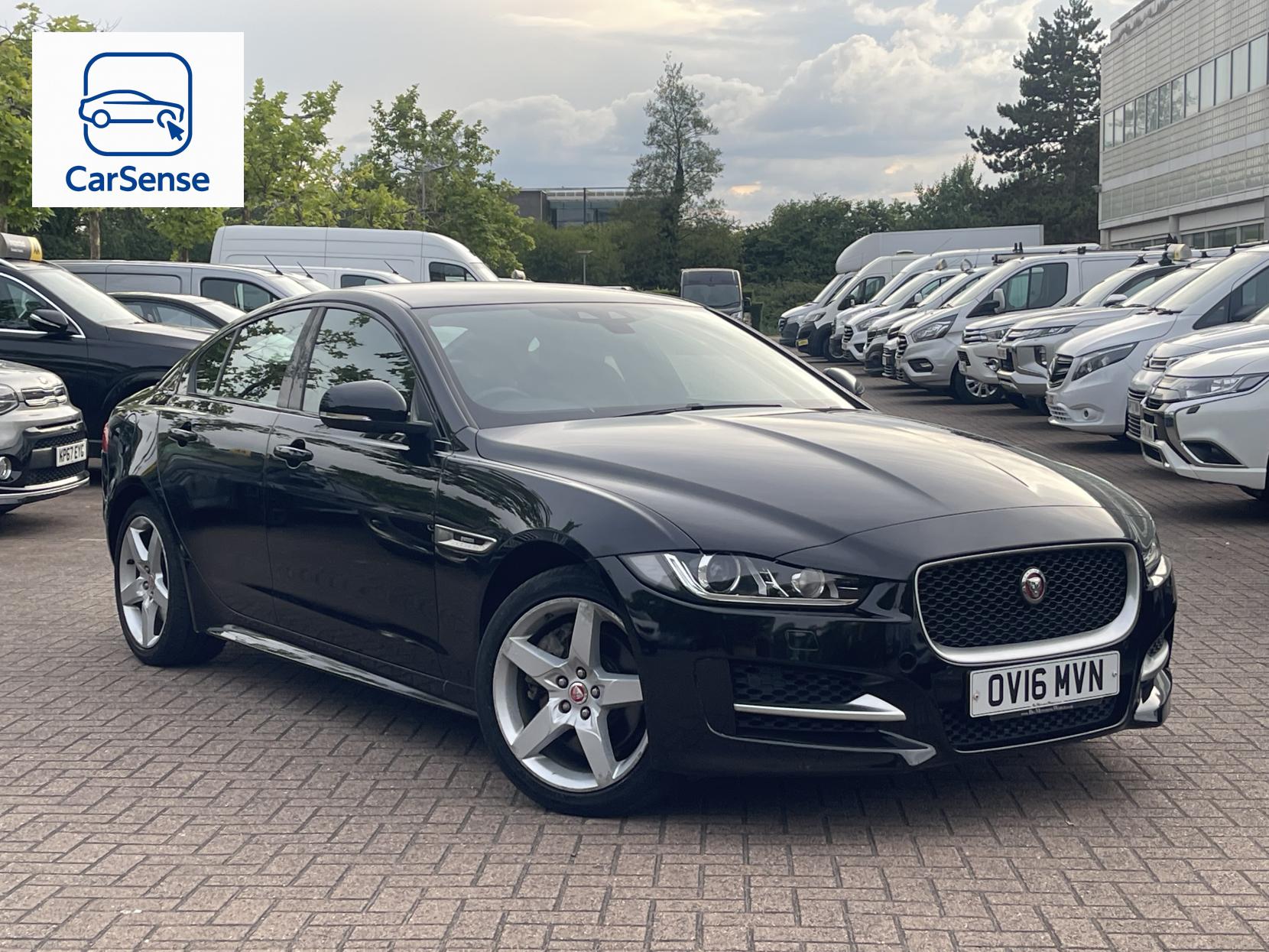 Jaguar XE 2.0d R-Sport Saloon 4dr Diesel Auto AWD Euro 6 (s/s) (180 ps)