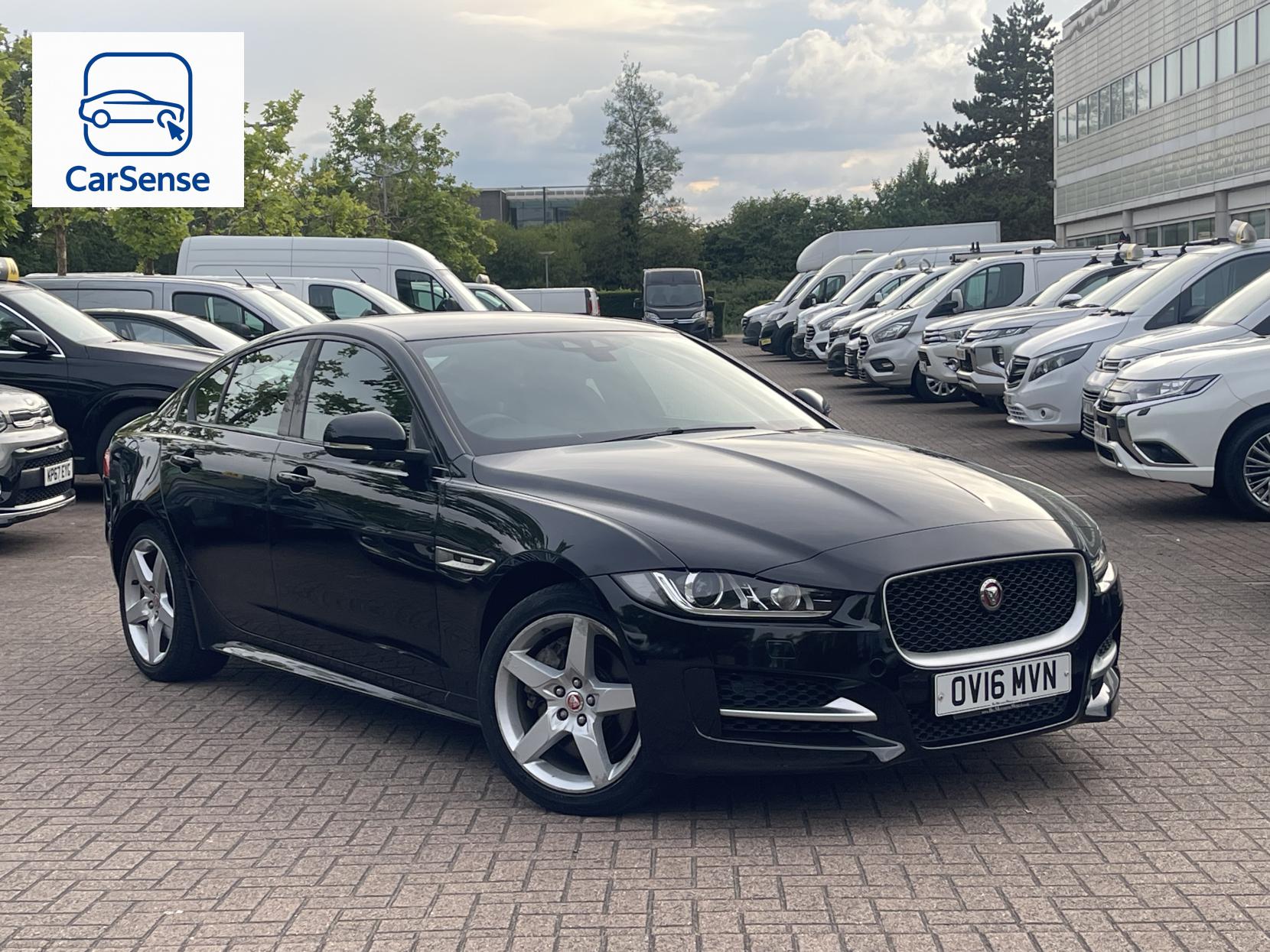 Jaguar XE 2.0d R-Sport Saloon 4dr Diesel Auto AWD Euro 6 (s/s) (180 ps)