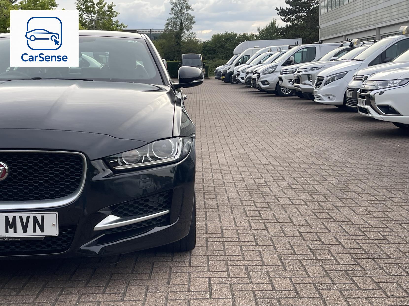 Jaguar XE 2.0d R-Sport Saloon 4dr Diesel Auto AWD Euro 6 (s/s) (180 ps)