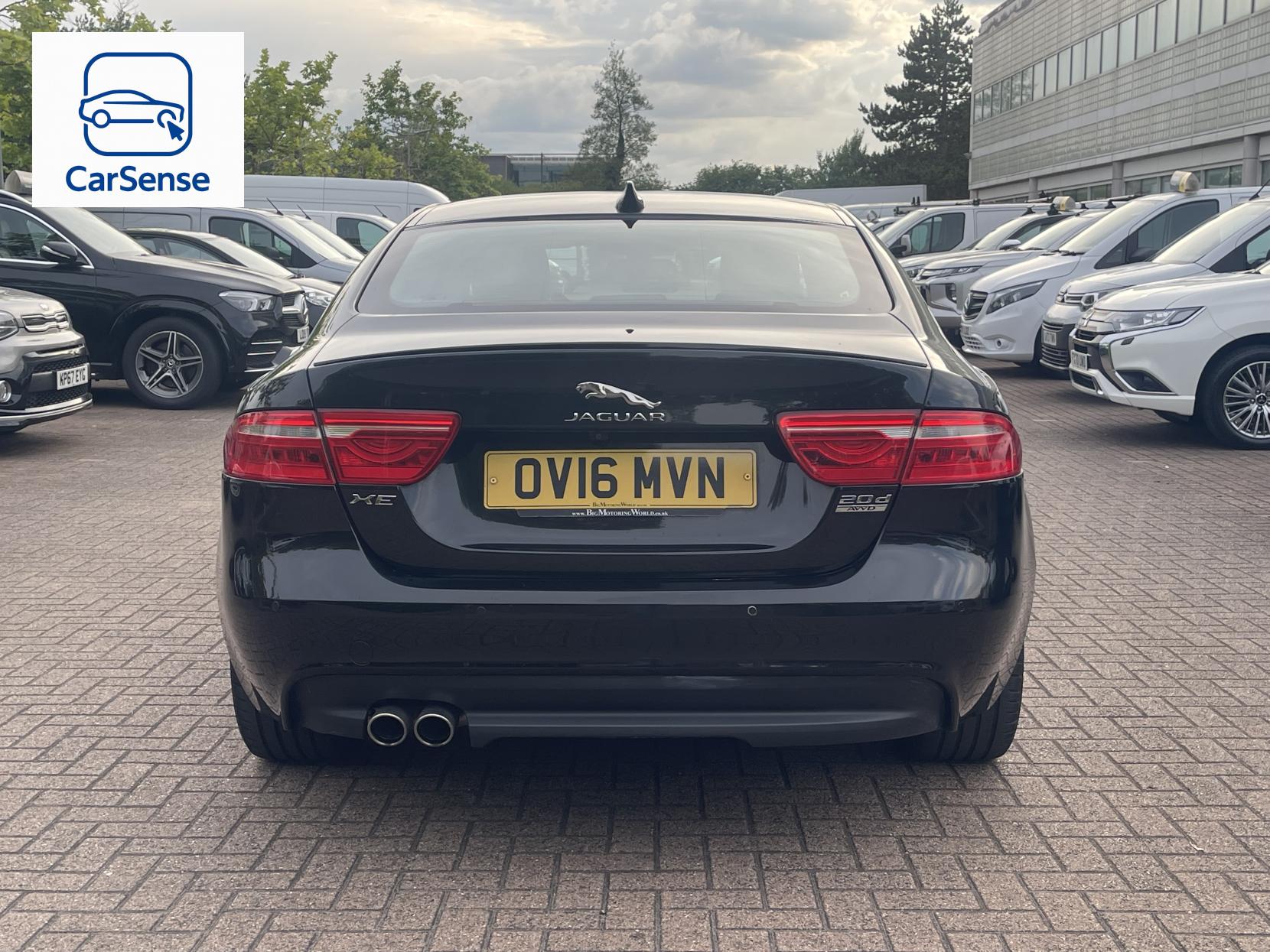 Jaguar XE 2.0d R-Sport Saloon 4dr Diesel Auto AWD Euro 6 (s/s) (180 ps)
