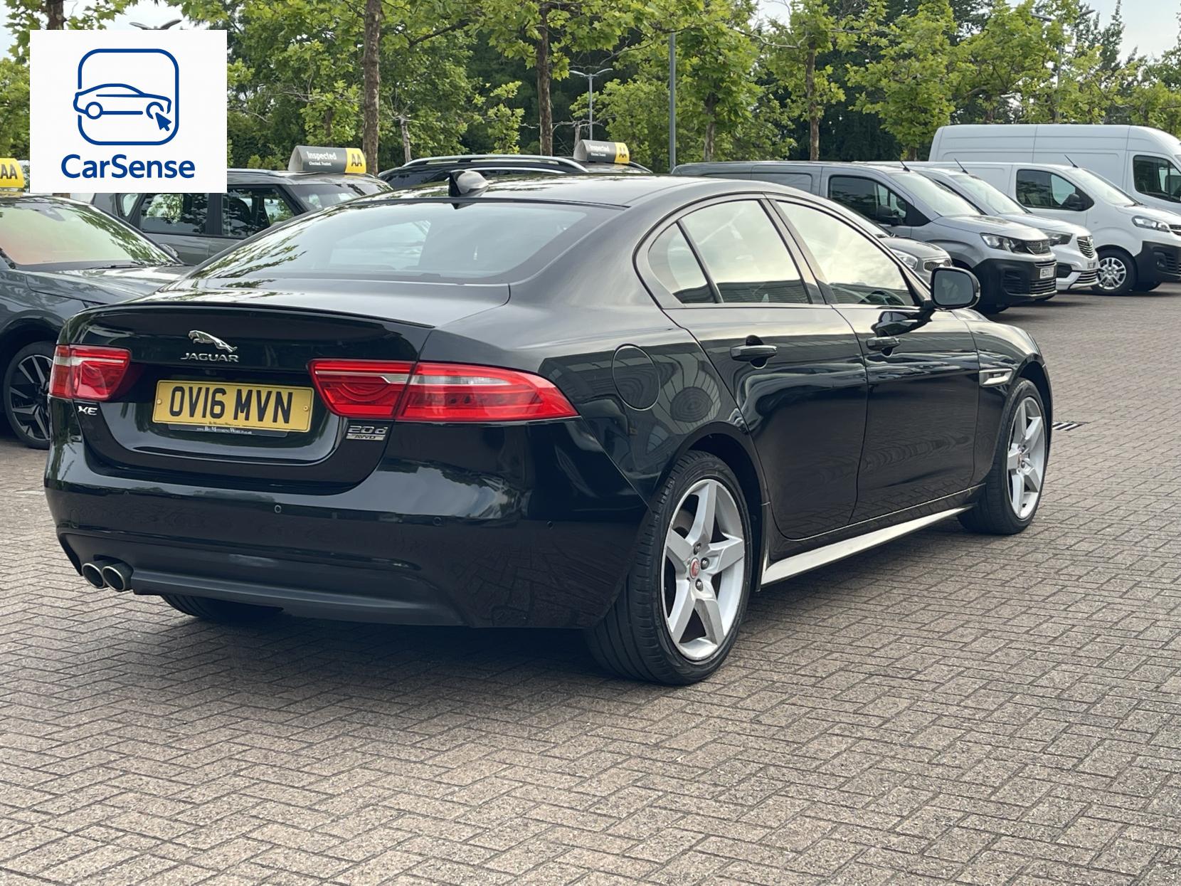 Jaguar XE 2.0d R-Sport Saloon 4dr Diesel Auto AWD Euro 6 (s/s) (180 ps)