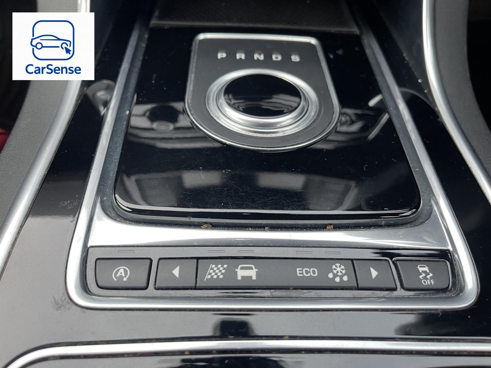 Jaguar XE 2.0d R-Sport Saloon 4dr Diesel Auto AWD Euro 6 (s/s) (180 ps)