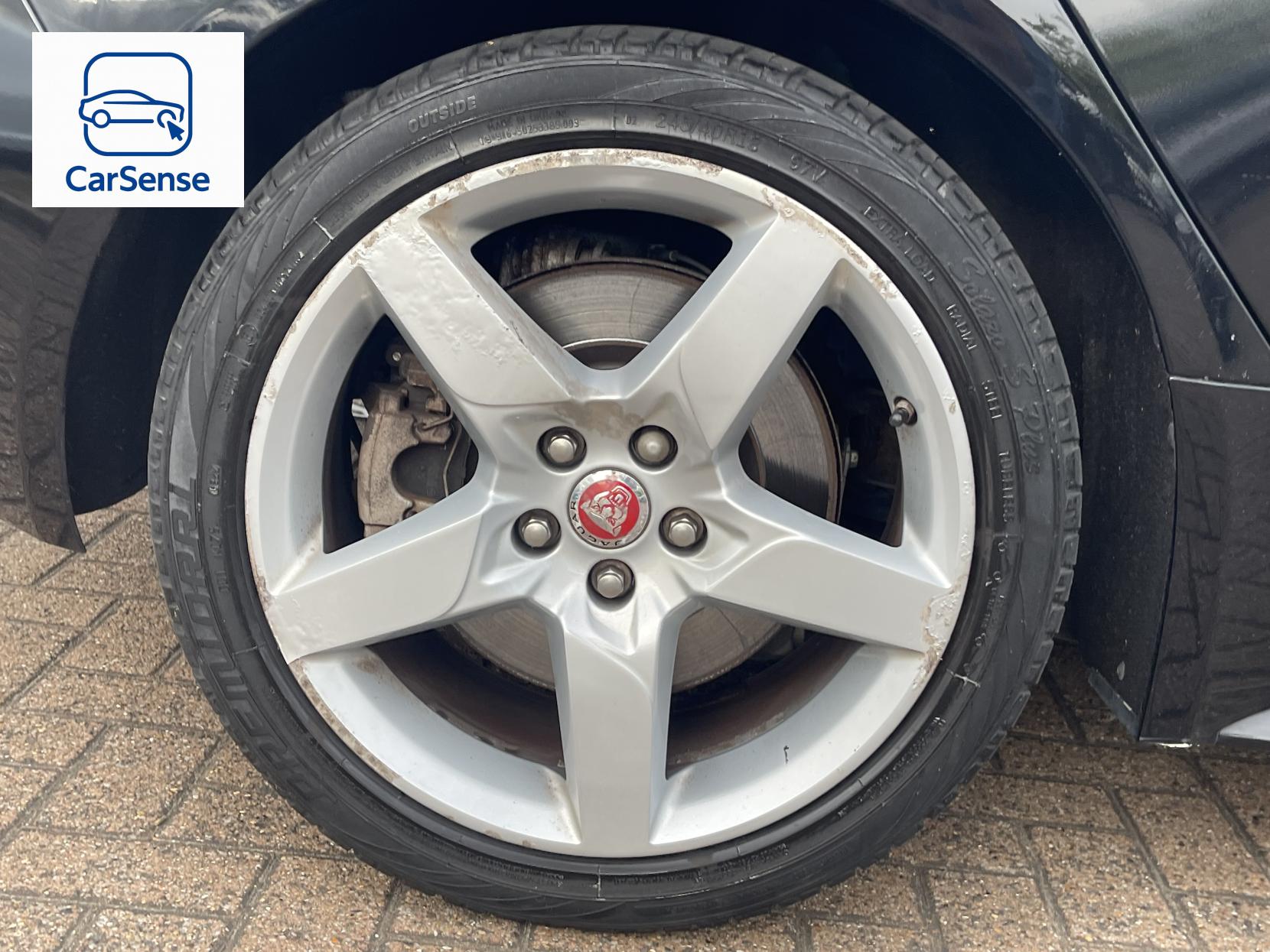 Jaguar XE 2.0d R-Sport Saloon 4dr Diesel Auto AWD Euro 6 (s/s) (180 ps)