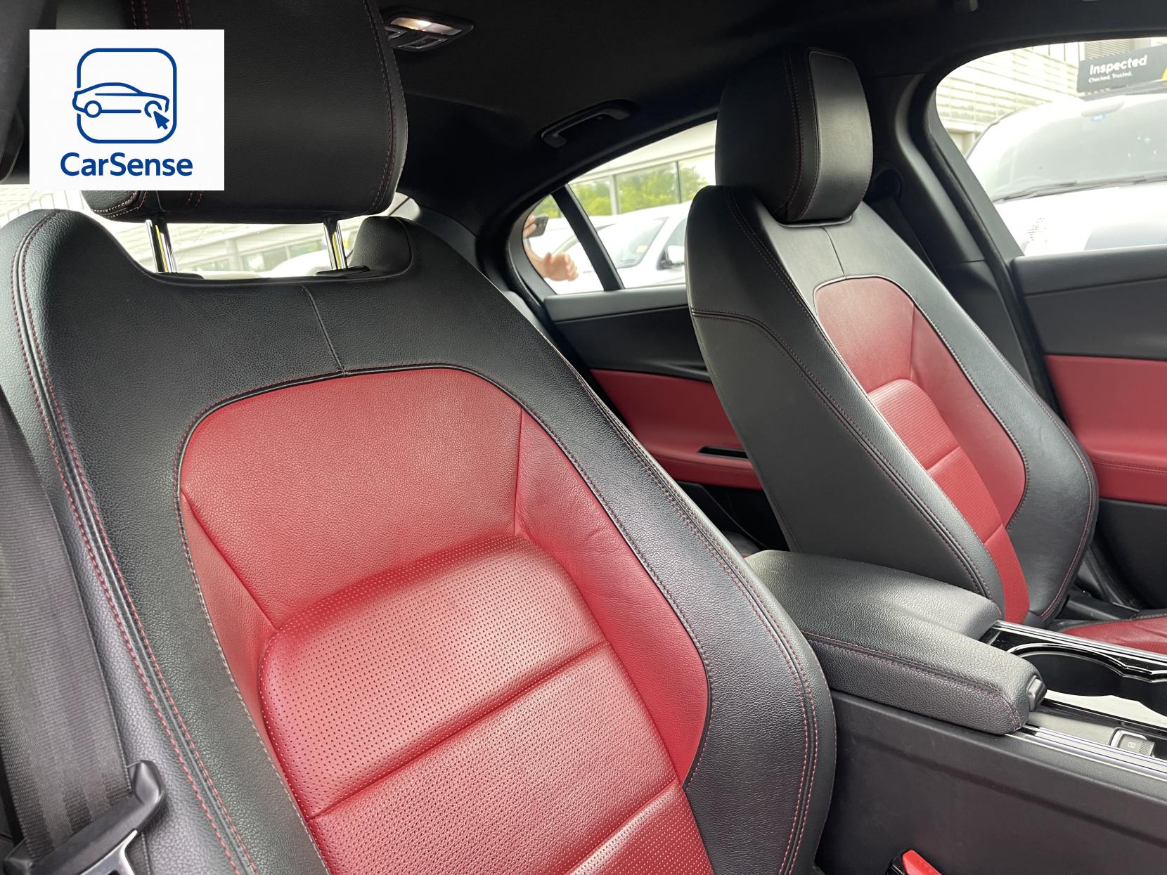 Jaguar XE 2.0d R-Sport Saloon 4dr Diesel Auto AWD Euro 6 (s/s) (180 ps)