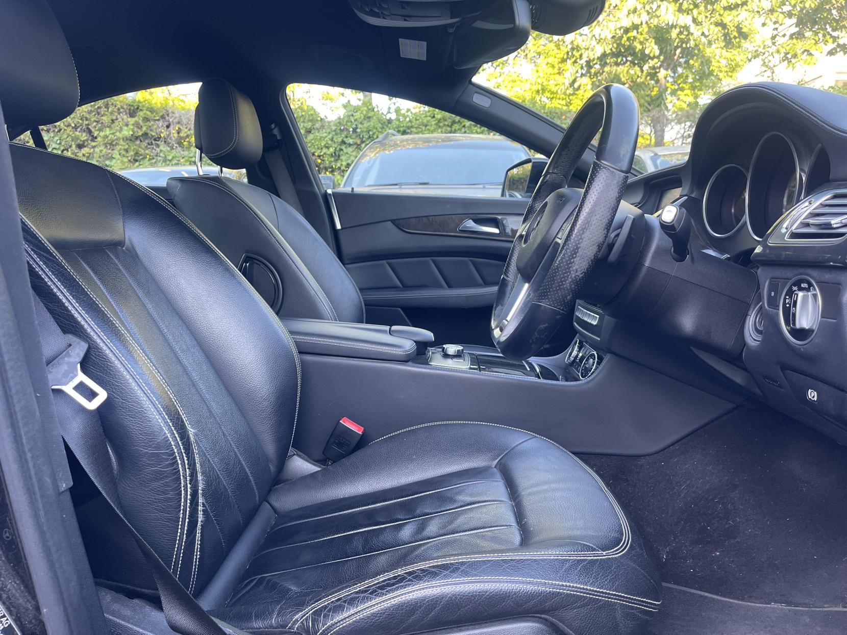 Mercedes-Benz CLS 2.1 CLS250 CDI BlueEfficiency AMG Sport Coupe 4dr Diesel G-Tronic+ Euro 5 (s/s) (204 ps)