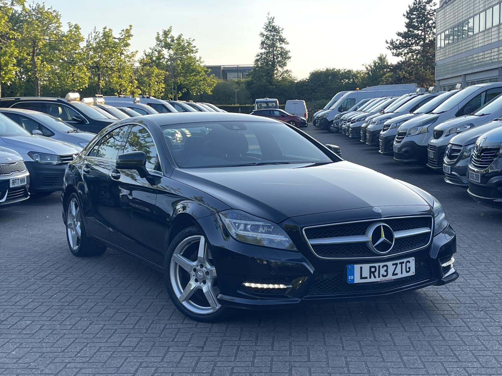 Mercedes-Benz CLS 2.1 CLS250 CDI BlueEfficiency AMG Sport Coupe 4dr Diesel G-Tronic+ Euro 5 (s/s) (204 ps)