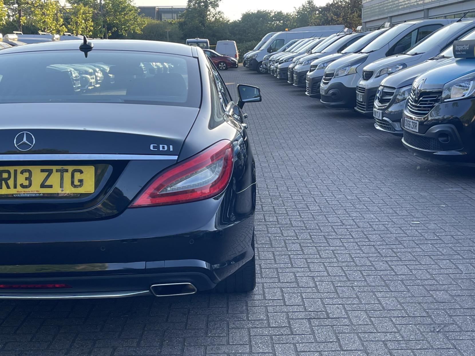 Mercedes-Benz CLS 2.1 CLS250 CDI BlueEfficiency AMG Sport Coupe 4dr Diesel G-Tronic+ Euro 5 (s/s) (204 ps)