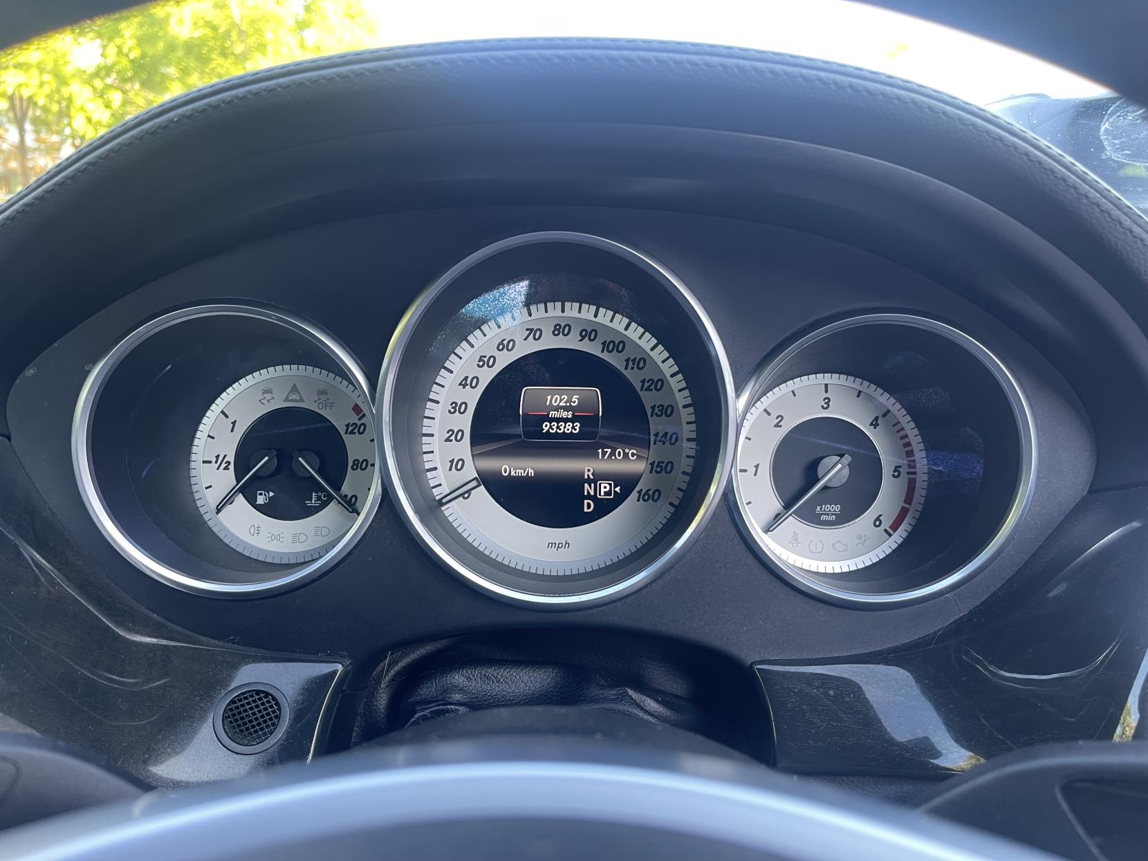 Mercedes-Benz CLS 2.1 CLS250 CDI BlueEfficiency AMG Sport Coupe 4dr Diesel G-Tronic+ Euro 5 (s/s) (204 ps)