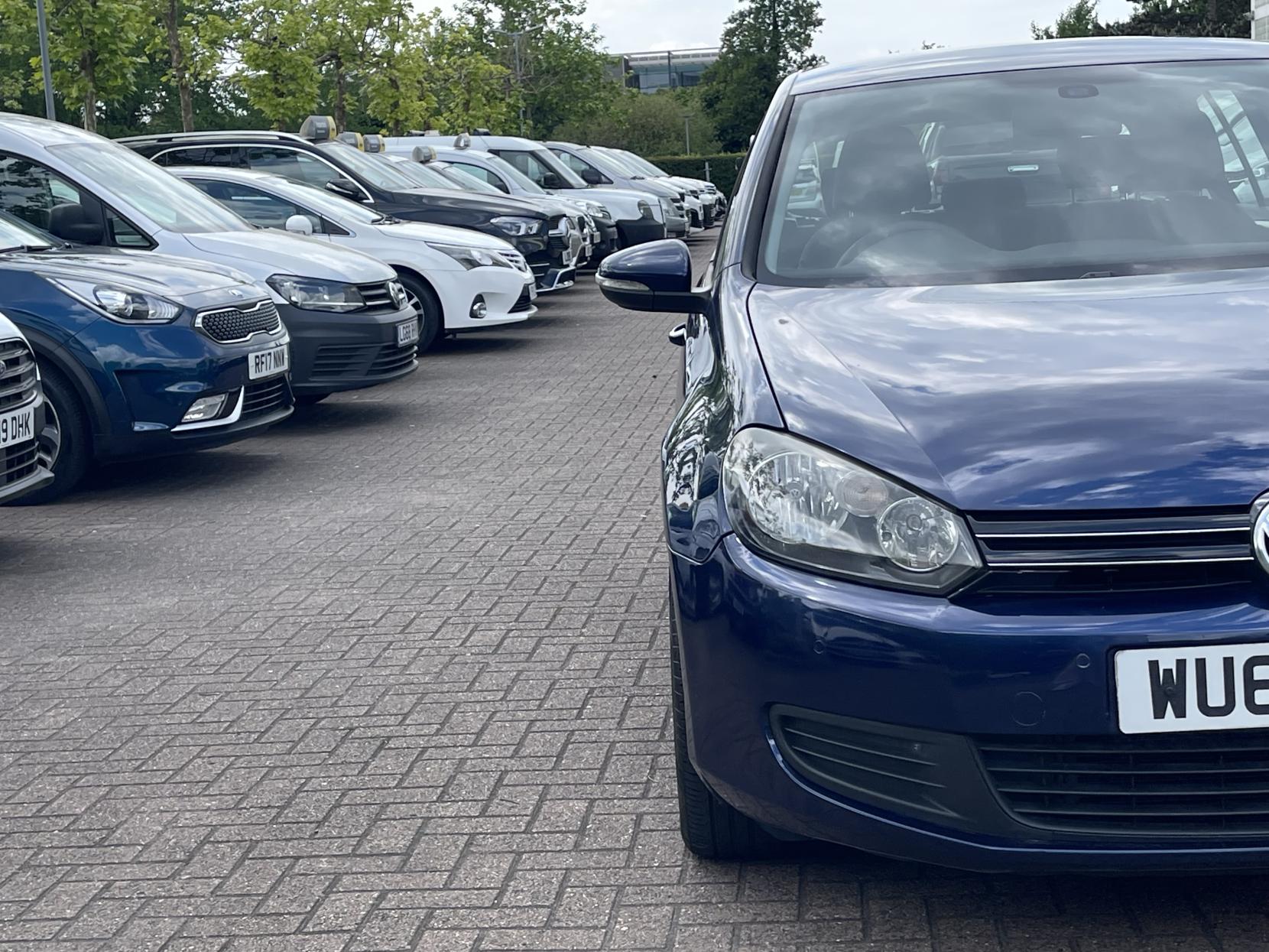 Volkswagen Golf 2.0 TDI SE Hatchback 5dr Diesel DSG Euro 5 (140 ps)