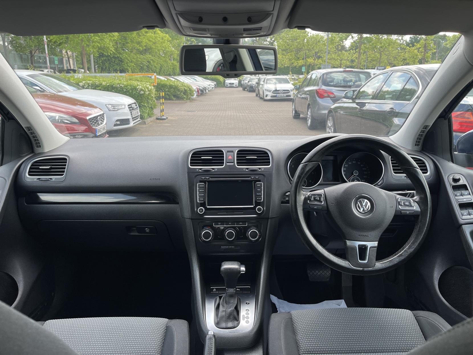 Volkswagen Golf 2.0 TDI SE Hatchback 5dr Diesel DSG Euro 5 (140 ps)