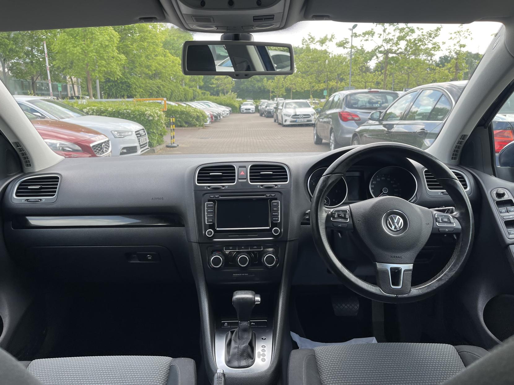 Volkswagen Golf 2.0 TDI SE Hatchback 5dr Diesel DSG Euro 5 (140 ps)