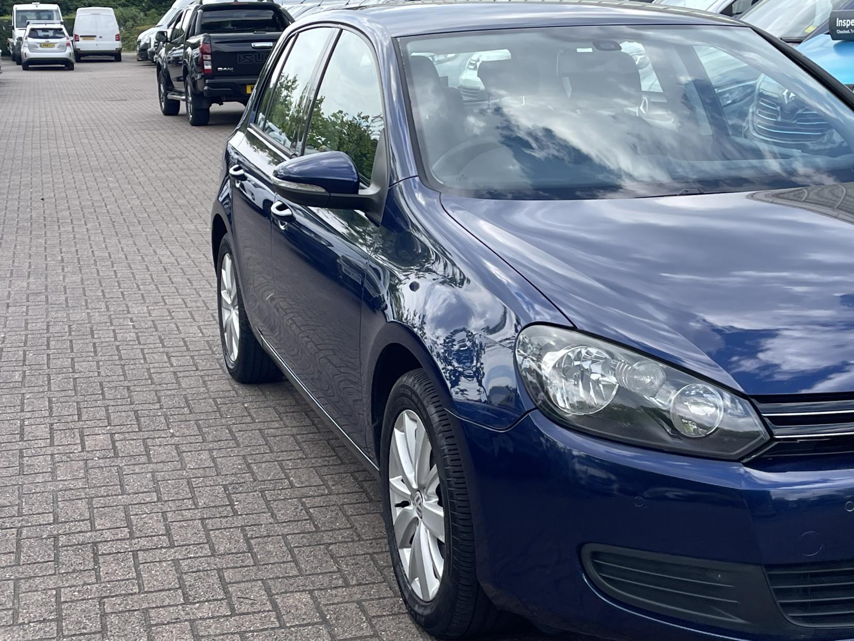 Volkswagen Golf 2.0 TDI SE Hatchback 5dr Diesel DSG Euro 5 (140 ps)